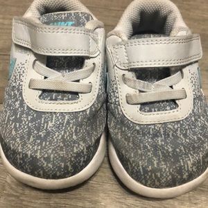Nike grey and baby blue tennis shoes